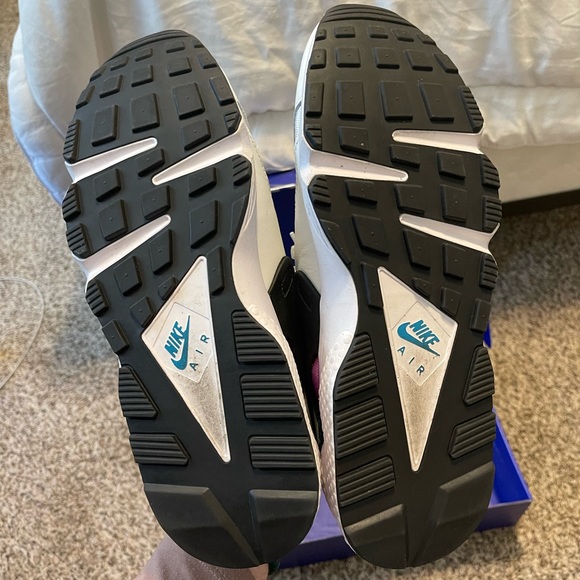 Nike Air Hurauche ‘Aquatone’ - Picture 4 of 4